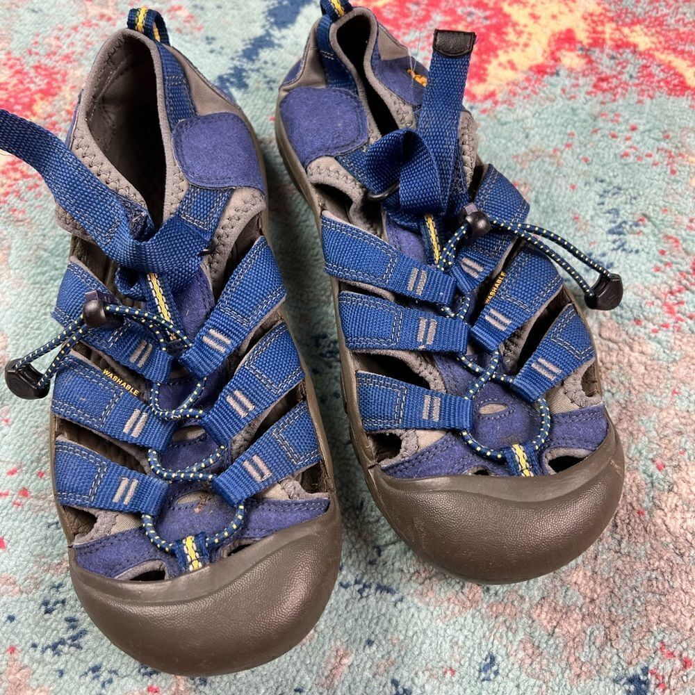 Keen Navy Womens Sandals Size 6